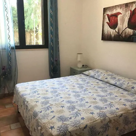 Casa Vacanze A Due Passi Dal Mare Apartment *